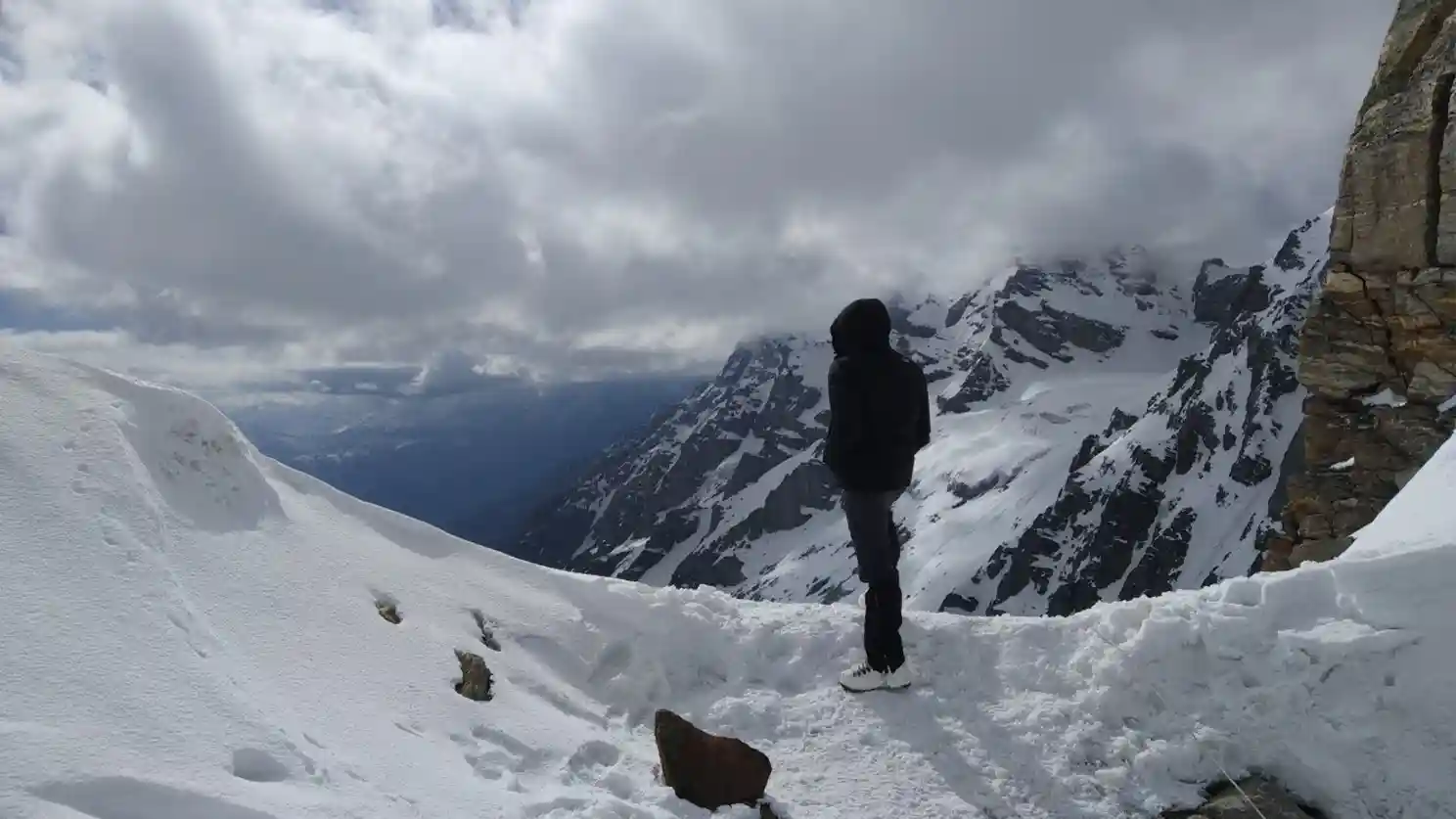 The view from Duhangan col