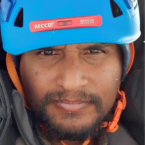 Portrait picture from Manaslu