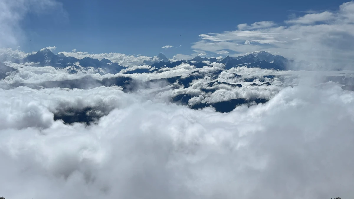 Himalayan mountains India high altitude landscape