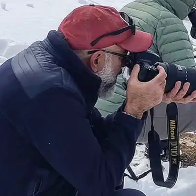 Rahul Ogra photographing wildlife in snow Spiti Valley India